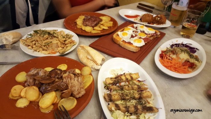 Ir de tapas en Sevilla - Los Coloniales