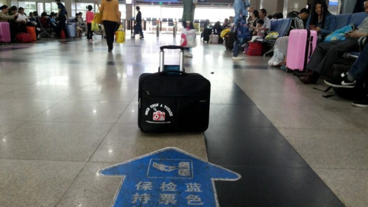 MALETA para VIAJAR a CHINA: Cosas necesarias que llevar 🧡