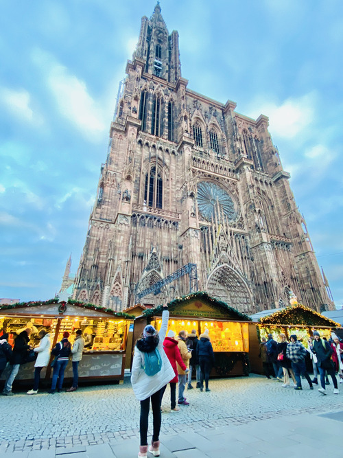 Qué ver y hacer en Estrasburgo en un día - Vista exterior de la catedral