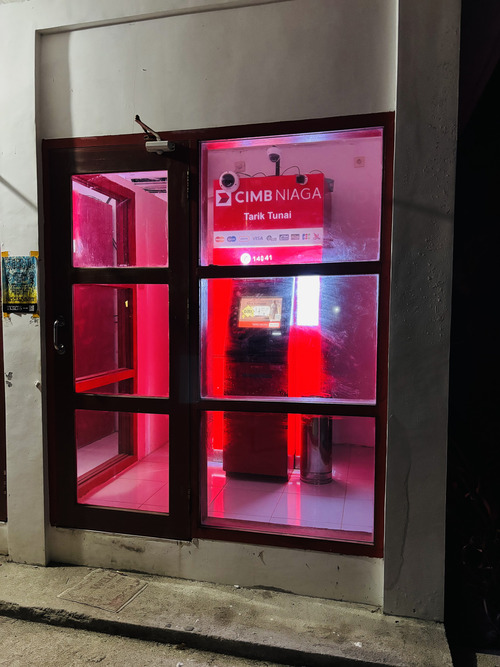 Gilis por libre - cajeros automáticos