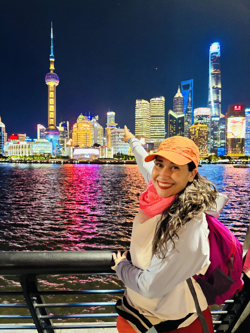 Qué ver en Shanghái y alrededores en 4 días - rascacielos iluminados