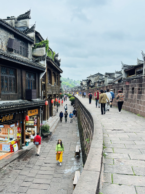 Fenghuang en un día - tramo de muralla