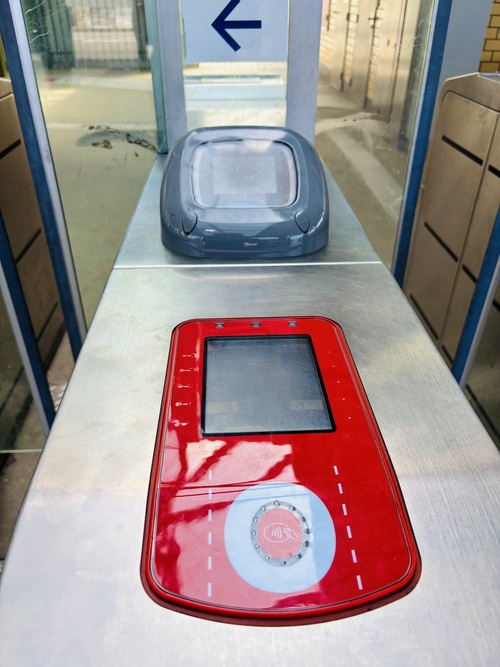 Organizar viaje a Bélgica por libre - sistema contactless en metro