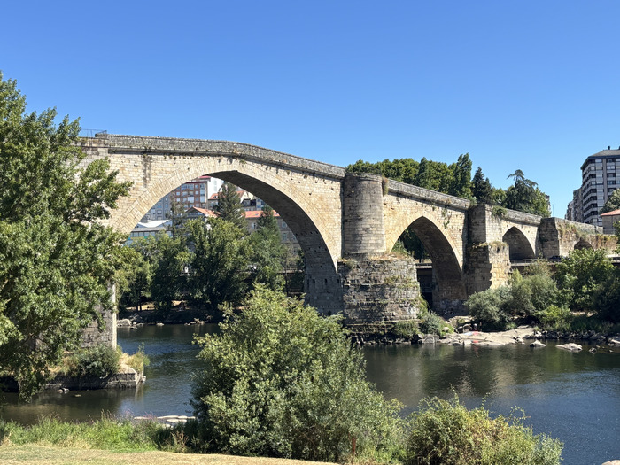 qué ver en ourense en un día - Puente Romano
