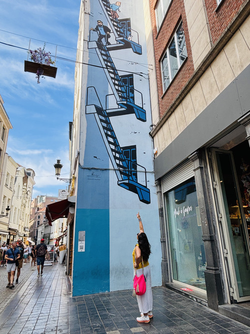 qué ver en bruselas en 1 día - mural de Tintín