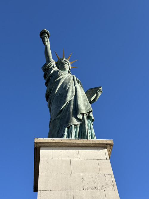 París en 5 días, la mejor ruta para ver TODO - Estatua de la Libertad parisina